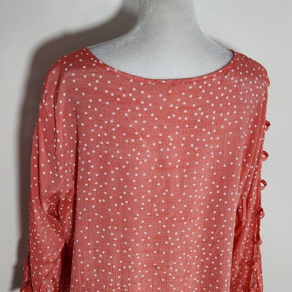 Como Blu Coral Pink Polka Dot Blouse with Cutout Detail Size Large Coral Top - Picture 5 of 9